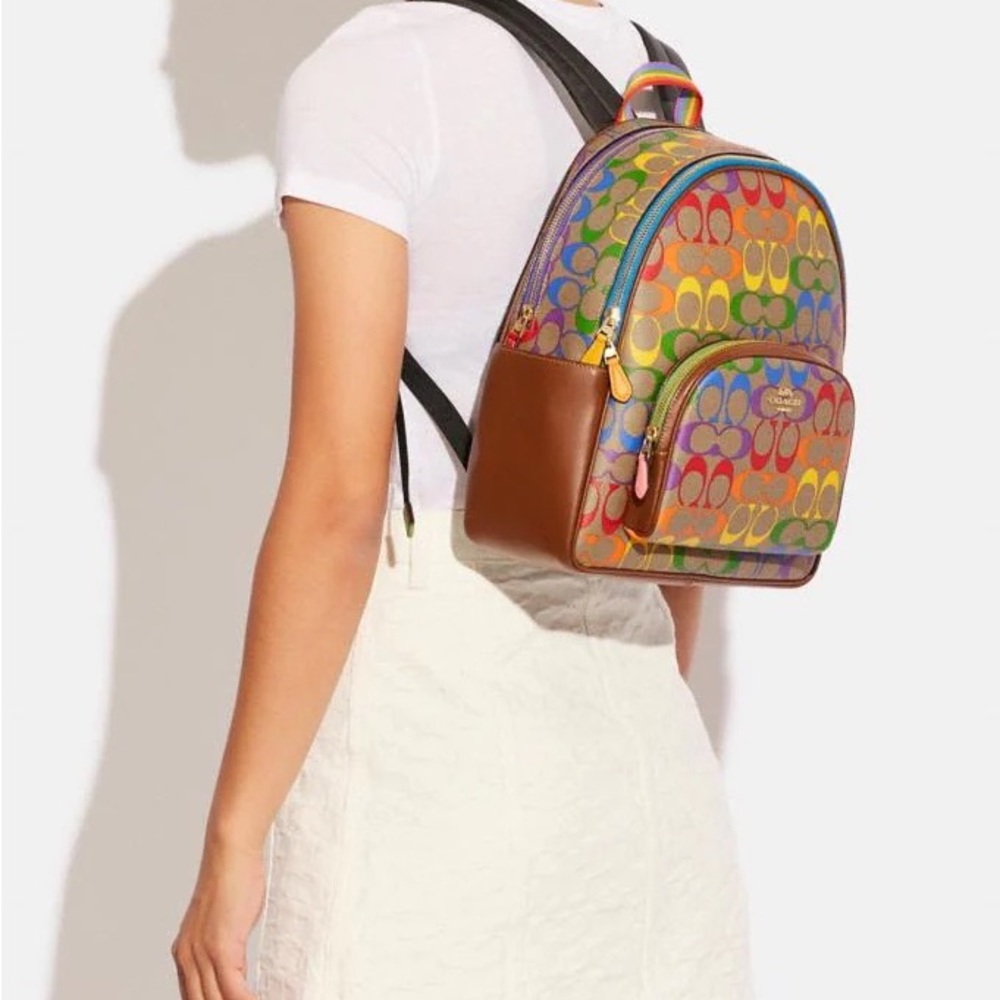 NWT $428 RARE RAINBOW PRIDE AUTHENTIC COACH COLORFUL SIGNATURE BACKPACK - Picture 2 of 6